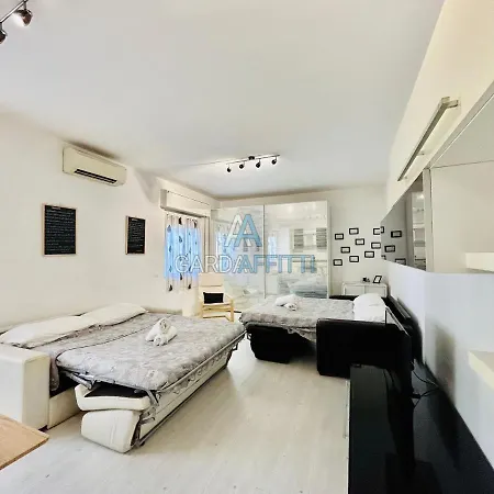 Appartement Achille Apt - Vicino Al Centro Sportivo E Piscine Desenzano del Garda